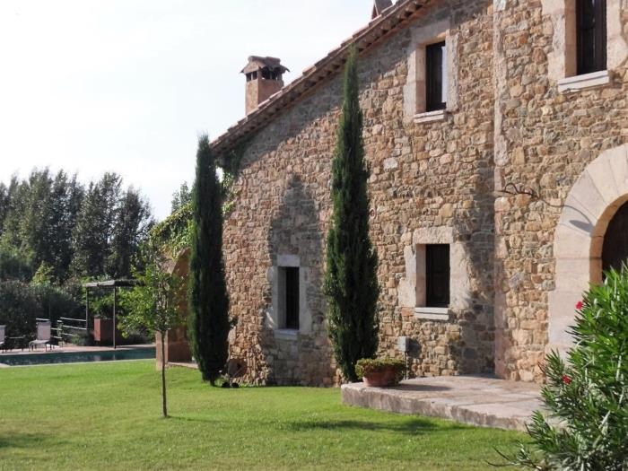 Accommodation at the Empordà